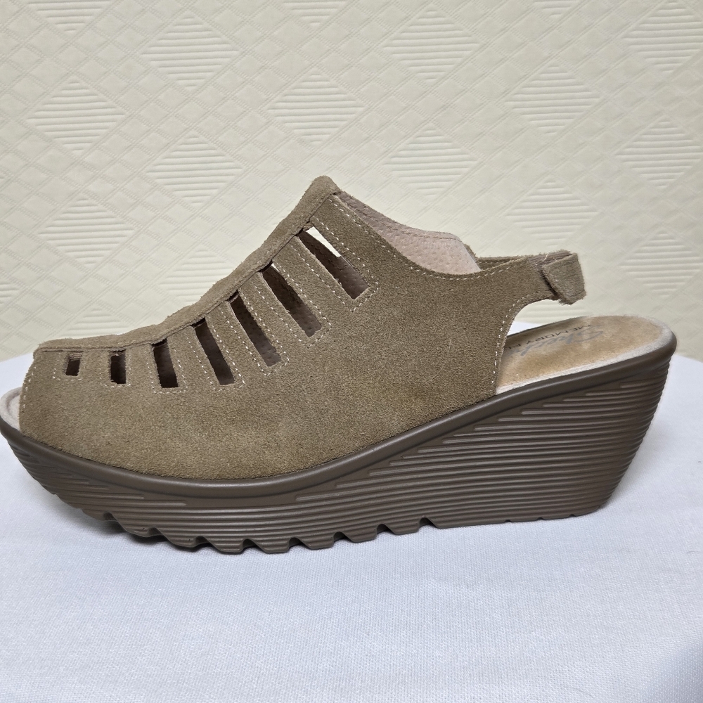 NWOT Skechers Women's Parallel-Trapezoid Wedge Sandal Size-9 - Picture 2 of 12